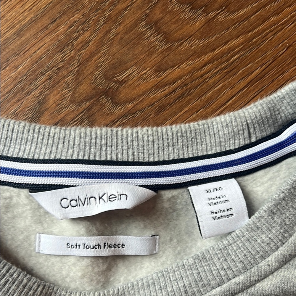 Calvin Klein Gray Embroidered Crewneck Sweatshirt - Picture 3 of 11